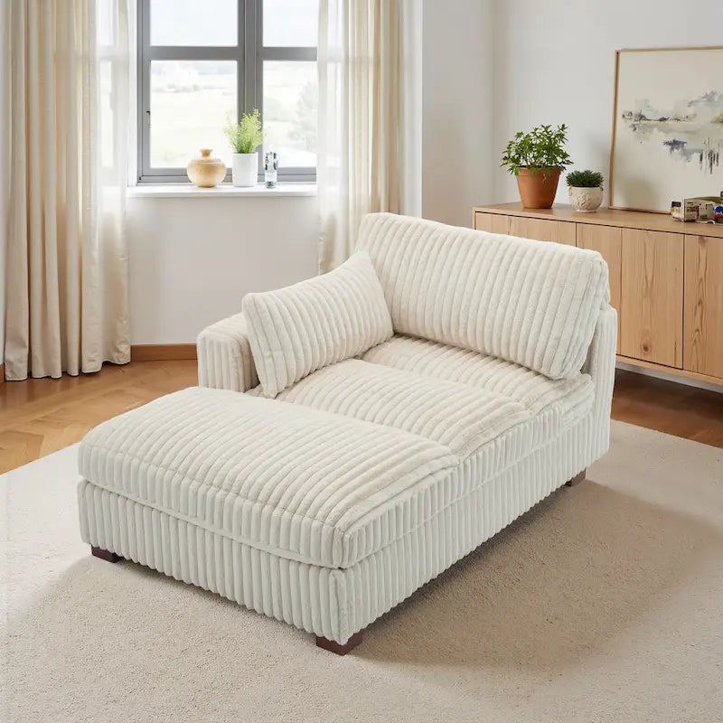 Chaise longue imbottita e morbida per interni