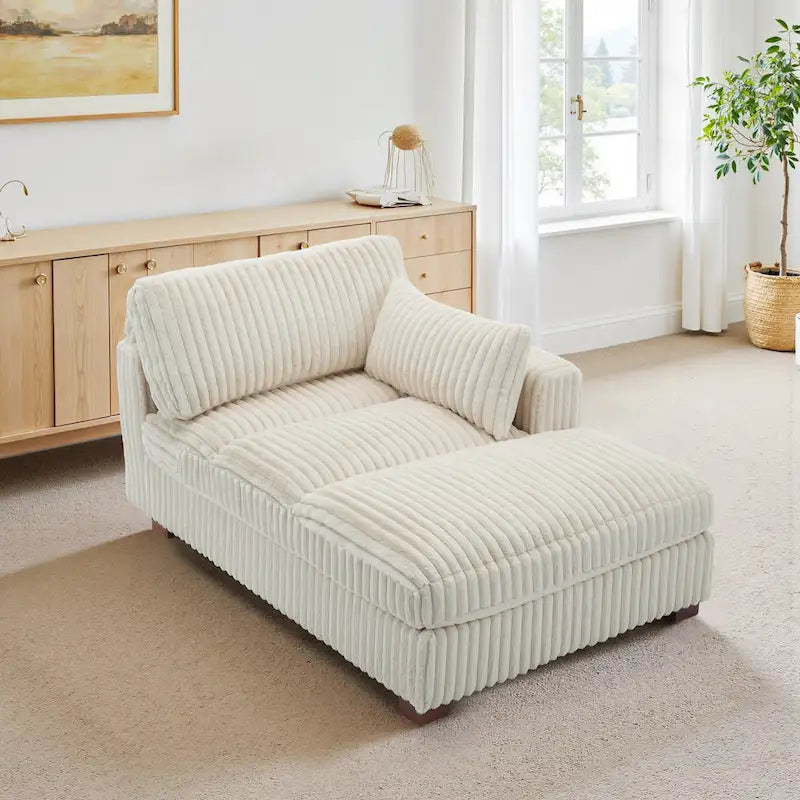 Chaise longue imbottita e morbida per interni